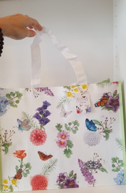 Borsa shopping bag con farfalle