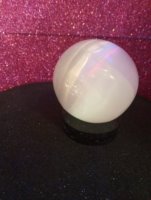 Sfera selenite 6 cm base esclusa